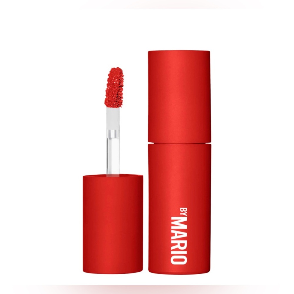 Poppy Moisture Glow Plumping Lip Color Bright Red Brand New in Box
